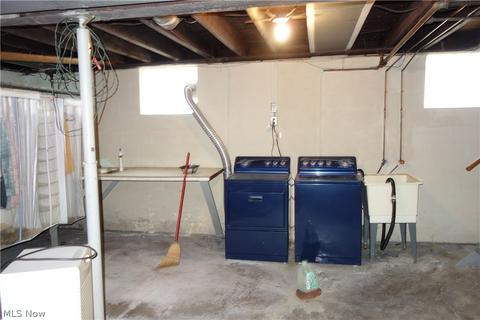 618 Parkview Ave, Akron, OH 44310 photo 28