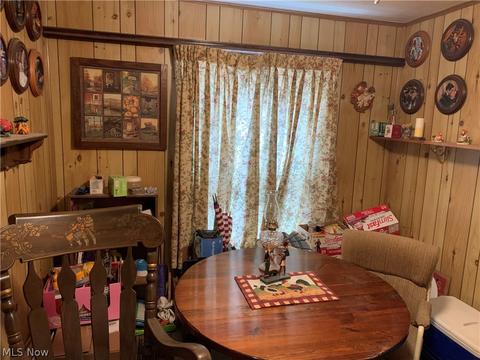 618 Parkview Ave, Akron, OH 44310 photo 9