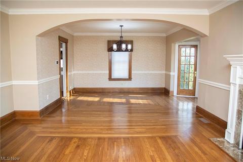 32 E Main St, Canfield, OH 44406 photo 8