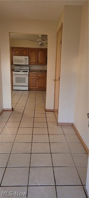 7071 E Parkview Dr, Parma, OH 44134 photo 2