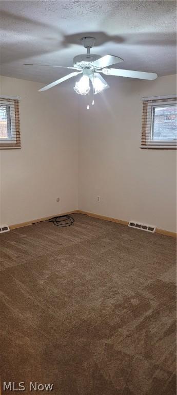 7071 E Parkview Dr, Parma, OH 44134 photo 8