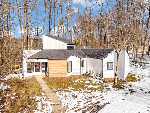 14995 Surrey Downs, Novelty, OH 44072