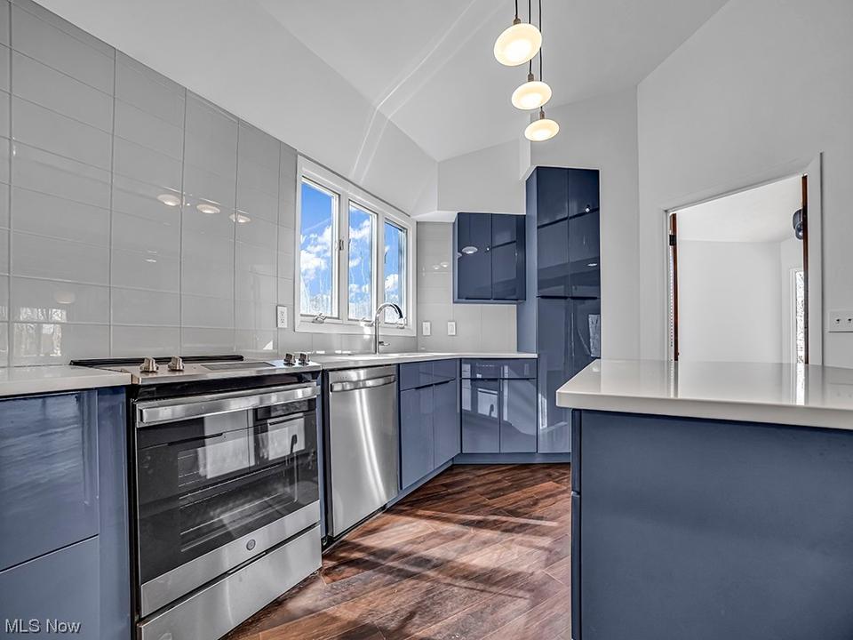  14995 Surrey Downs, Novelty, OH 44072 photo 5