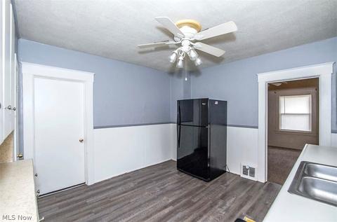 420 Brandon Ave, Struthers, OH 44471 photo 6