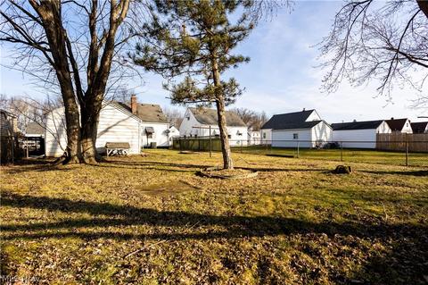 2506 E 37th St, Lorain, OH 44055 photo 23