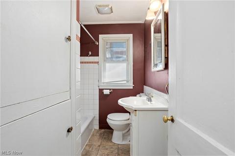 2506 E 37th St, Lorain, OH 44055 photo 11