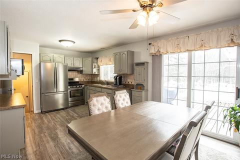 38791 E River Rd, Elyria, OH 44035 photo 9