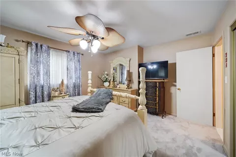 6453 Hiram Ave, Ashtabula, OH 44004 photo 17
