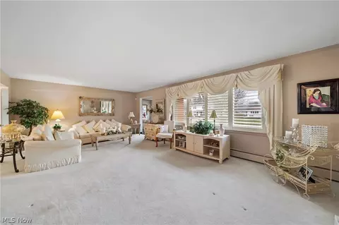 6453 Hiram Ave, Ashtabula, OH 44004 photo 5