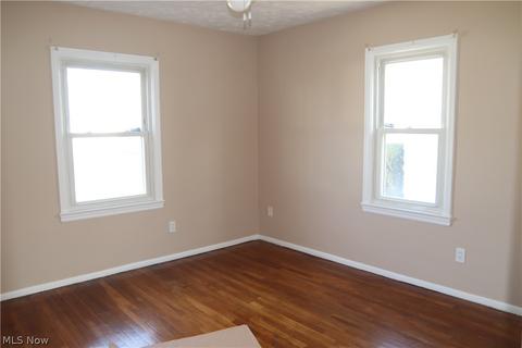 14416 Kennerdown Ave, Maple Heights, OH 44137 photo 8