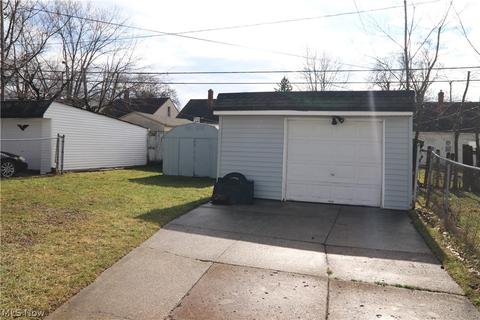 14416 Kennerdown Ave, Maple Heights, OH 44137 photo 17