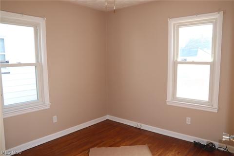14416 Kennerdown Ave, Maple Heights, OH 44137 photo 9