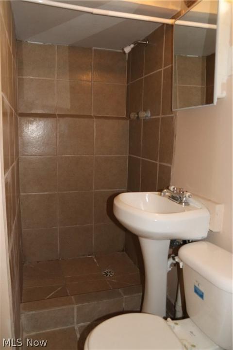 14416 Kennerdown Ave, Maple Heights, OH 44137 photo 16