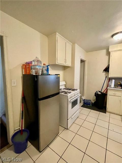 20511 Libby Rd, Maple Heights, OH 44137 photo 6