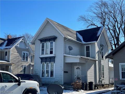 834 Center St, Ashtabula, OH 44004 photo 2