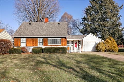 1616 Manor Ave NW, Canton, OH 44708 photo 1