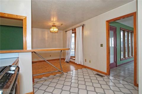 5968 Thunderbird Dr, Mentor On The Lake, OH 44060 photo 14