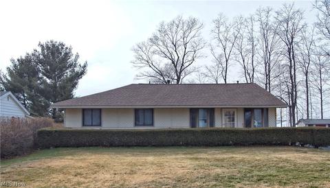 5968 Thunderbird Dr, Mentor On The Lake, OH 44060 photo 1