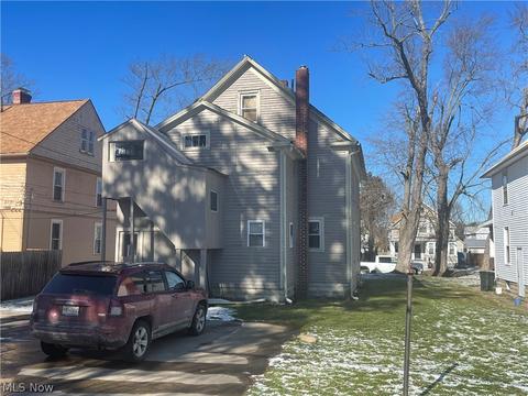 1804 E 45th St, Ashtabula, OH 44004 photo 2