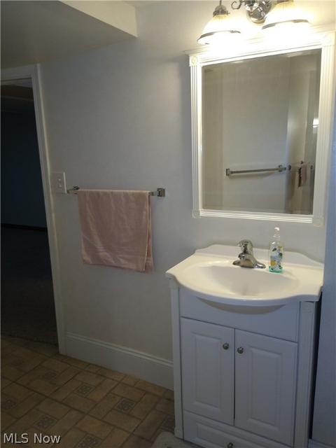 3422 Park Dr, Parma, OH 44134 photo 16