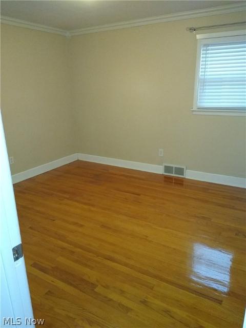 3422 Park Dr, Parma, OH 44134 photo 9