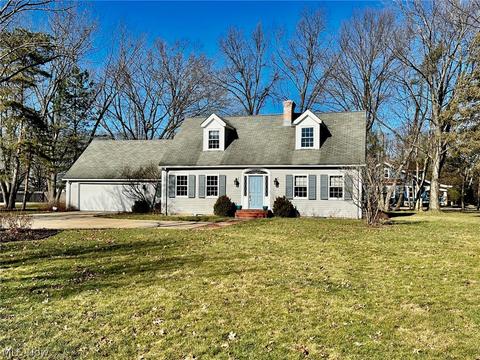 716 Overbrook Rd, Elyria, OH 44035 photo 1