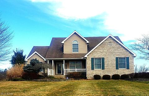 2605 Wright Rd, Akron, OH 44320 photo 1