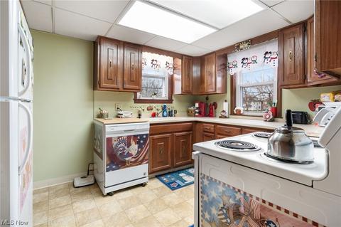 307 Linwood Ave NW, Canton, OH 44708 photo 10