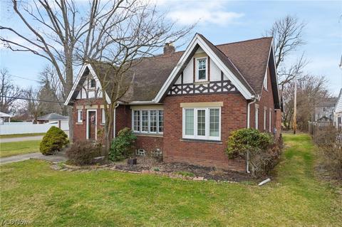 307 Linwood Ave NW, Canton, OH 44708 photo 3