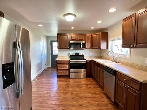 333 Mcclain Ave, Coshocton, OH 43812 photo 11