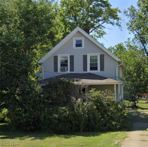 1614 E 300th St, Wickliffe, OH 44092 photo 1