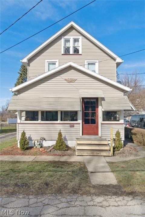 803 Layman Dr, Ashtabula, OH 44004 photo 2