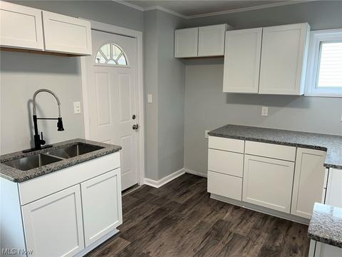 640 Gardendale Ave, Akron, OH 44310 photo 11