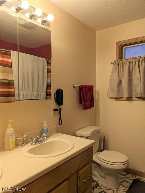 1718 Dover Ave, Dover, OH 44622 photo 11