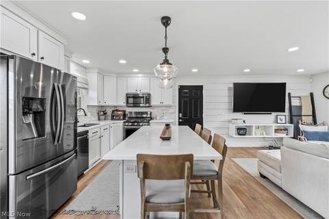 3707 Rolling Ridge Rd NE, Canton, OH 44721 photo 6