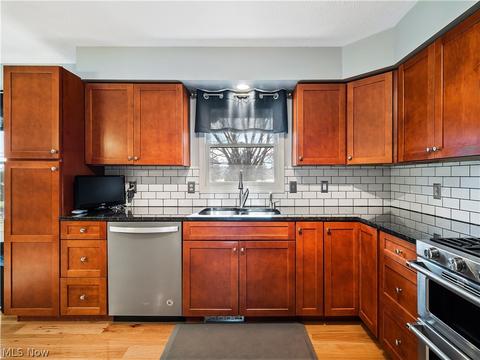 15974 Wheeler Rd, Lagrange, OH 44050 photo 8