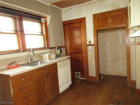 1415 Ohio Ave, Ashtabula, OH 44004 photo 7