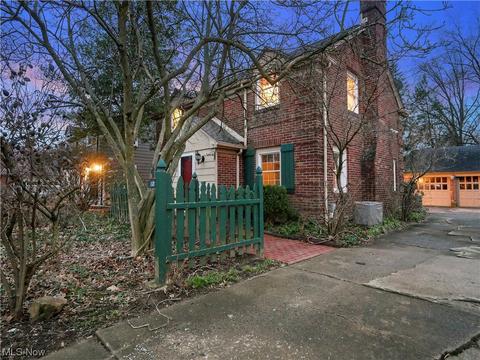 121 Prestwick Dr, Boardman, OH 44512 photo 1