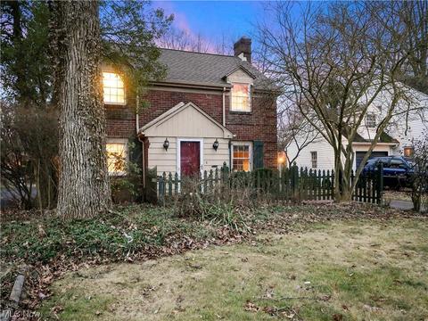 121 Prestwick Dr, Boardman, OH 44512 photo 2