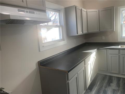 214 E 29 St, Lorain, OH 44055 photo 11