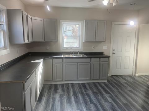 214 E 29 St, Lorain, OH 44055 photo 10