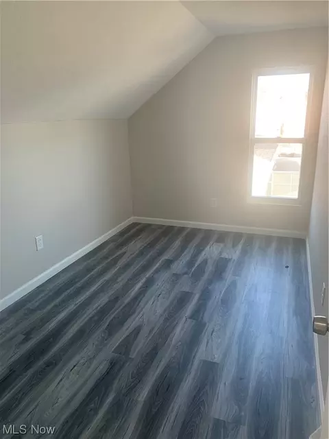 214 E 29 St, Lorain, OH 44055 photo 6