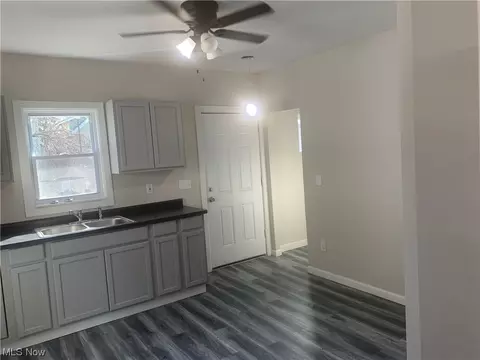 214 E 29 St, Lorain, OH 44055 photo 19