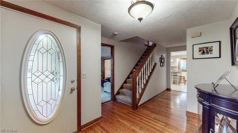 7184 Thistle Dr, Solon, OH 44139 photo 3