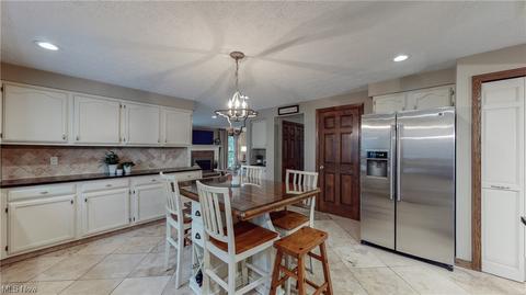 7184 Thistle Dr, Solon, OH 44139 photo 10