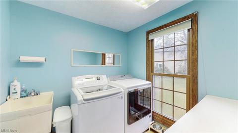 7184 Thistle Dr, Solon, OH 44139 photo 17
