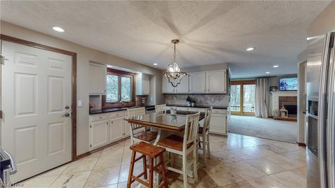 7184 Thistle Dr, Solon, OH 44139 photo 12