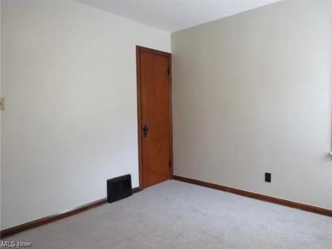 3004 Columbus Ave, Ashtabula, OH 44004 photo 9
