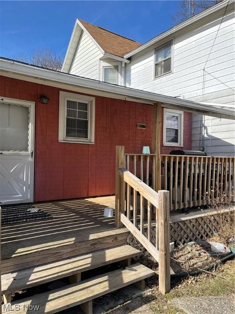31 Maple St, Norwalk, OH 44857 photo 2