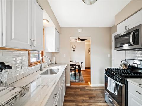500 Nancy Dr, Berea, OH 44017 photo 11